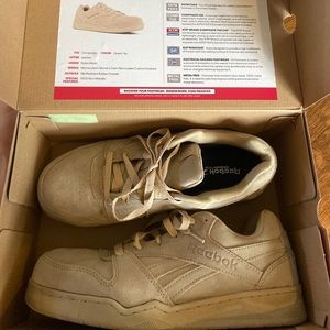 Reebok size 9